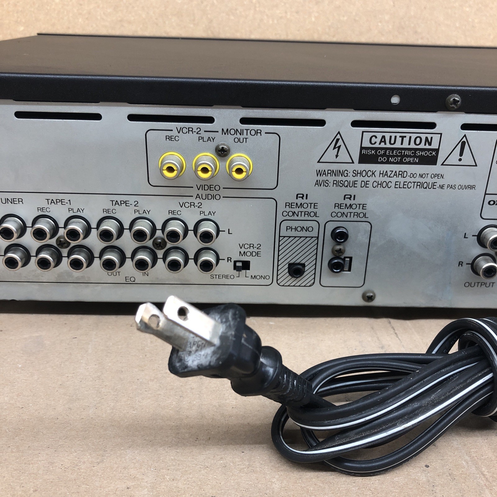 Onkyo – P-3200 Stereo Pre-Amplifier  Receptor – Tested/ Working (USED)
