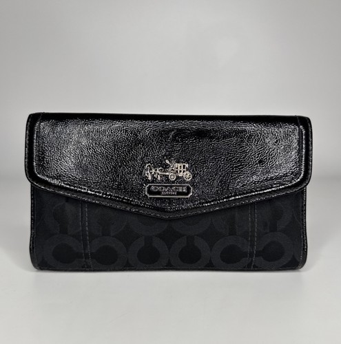Coach Madison Op Art Geldbörse schwarz Lacklederbesatz dreifach faltbar Umschlag