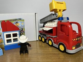 Lego Duplo Town 10592 Fire Truck - Missing 1 Piece (Axe)