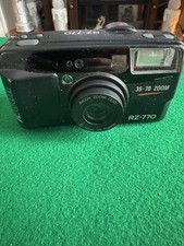 RICOH RZ-770 35-70 Zoom Lens UV Coated, 35mm Film Camera w/Flash TESTED