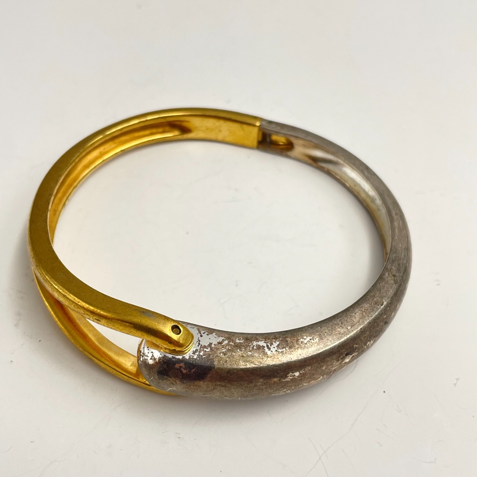 Vintage 90s Two Tone Hinged Metal Bangle Bracelet Minimalist Fashion Jewelry