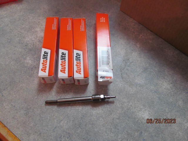 4 Autolite 1117 Glow Plugs Free shipping