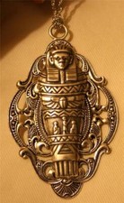 Delightful Festooned Egyptian King Tut's Tomb Statue Silvertone Pendant Necklace