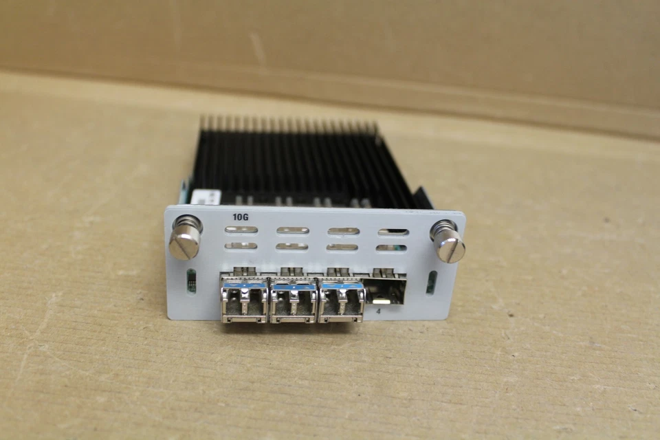 Check Point 10G CPAC‑4‑10F V 2.0 Modul mit SFP+ Transceiver - Bild 2 von 4