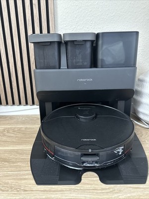 Roborock S7 MaxV  Ultra Staubsaugerroboter mit Wischfunktion Schwarz Gebraucht