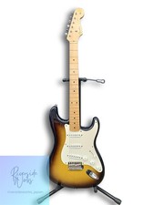 FENDER E-Gitarre 1956 STRATOCASTER NOS Selten JP