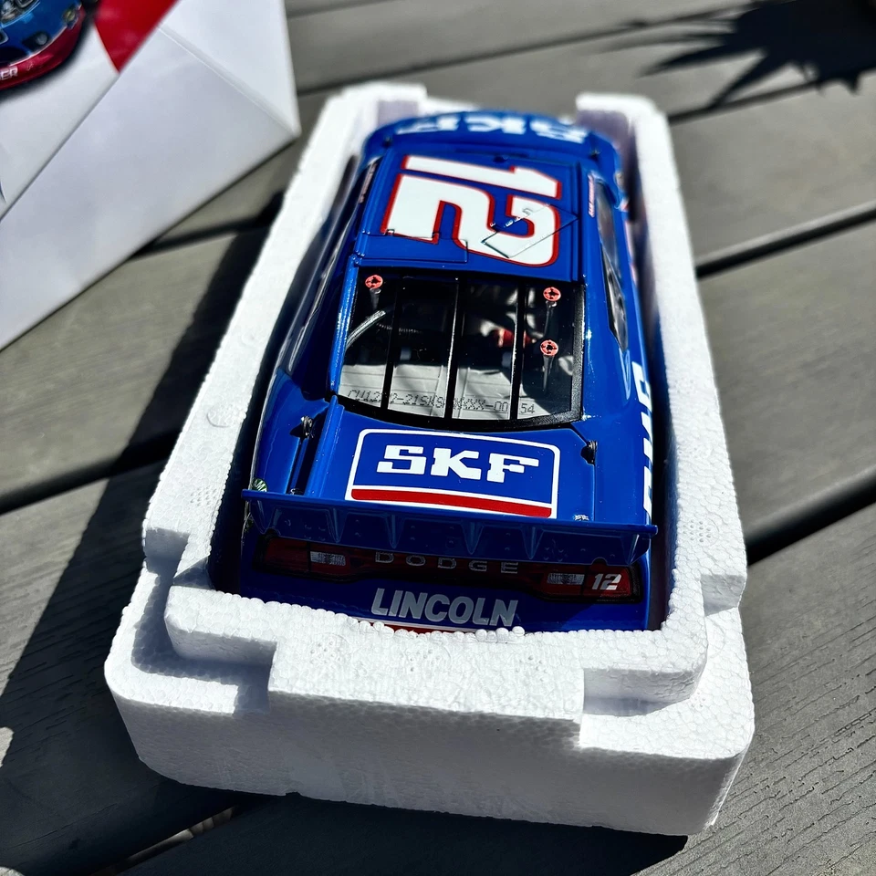 Dodge Charger ARC 1/900 AUTOGRAFIADO POR SAM HORNISH JR 2012 #12 SKF diecast 1:24 Foto 3 de 4