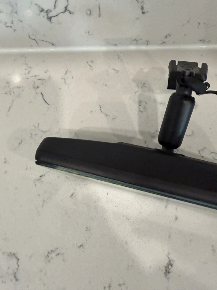 Espejo retrovisor interior de video para cámara de visión trasera Cadillac Chevrolet GMC 13532977 DRZ fabricante de equipos originales Foto 3 de 4