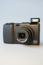 RICOH GR DIGITAL IV GRD4 (NOT GR IV) CCD 10.4MP Compact Digital Camera