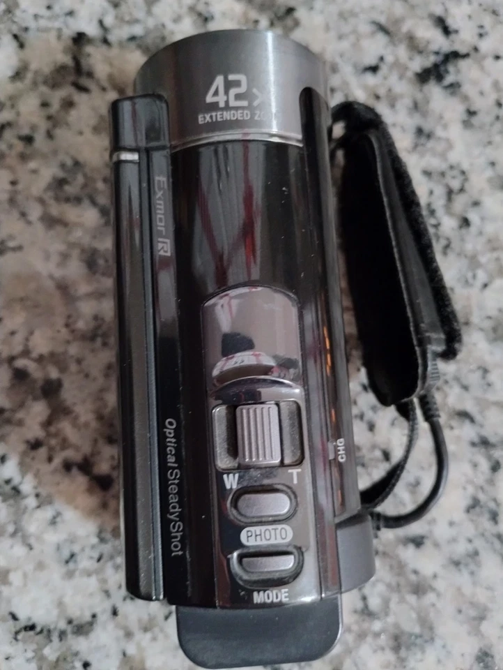 Sony HDR-CX130 HD Camcorder (Black) Tested And Works - Image 2 of 4