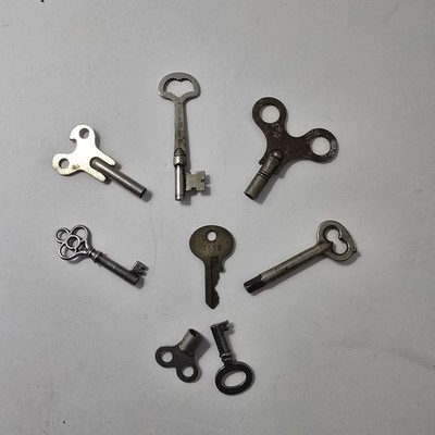 Vintage Key Lot of 8 Skeleton Clock Trunk Padlock Keys Mixed Styles