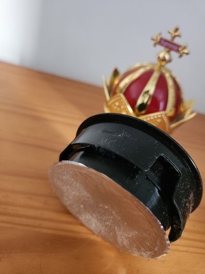 SS19 Supreme Crown Air Freshener Red Gold Plastic Accessory Car