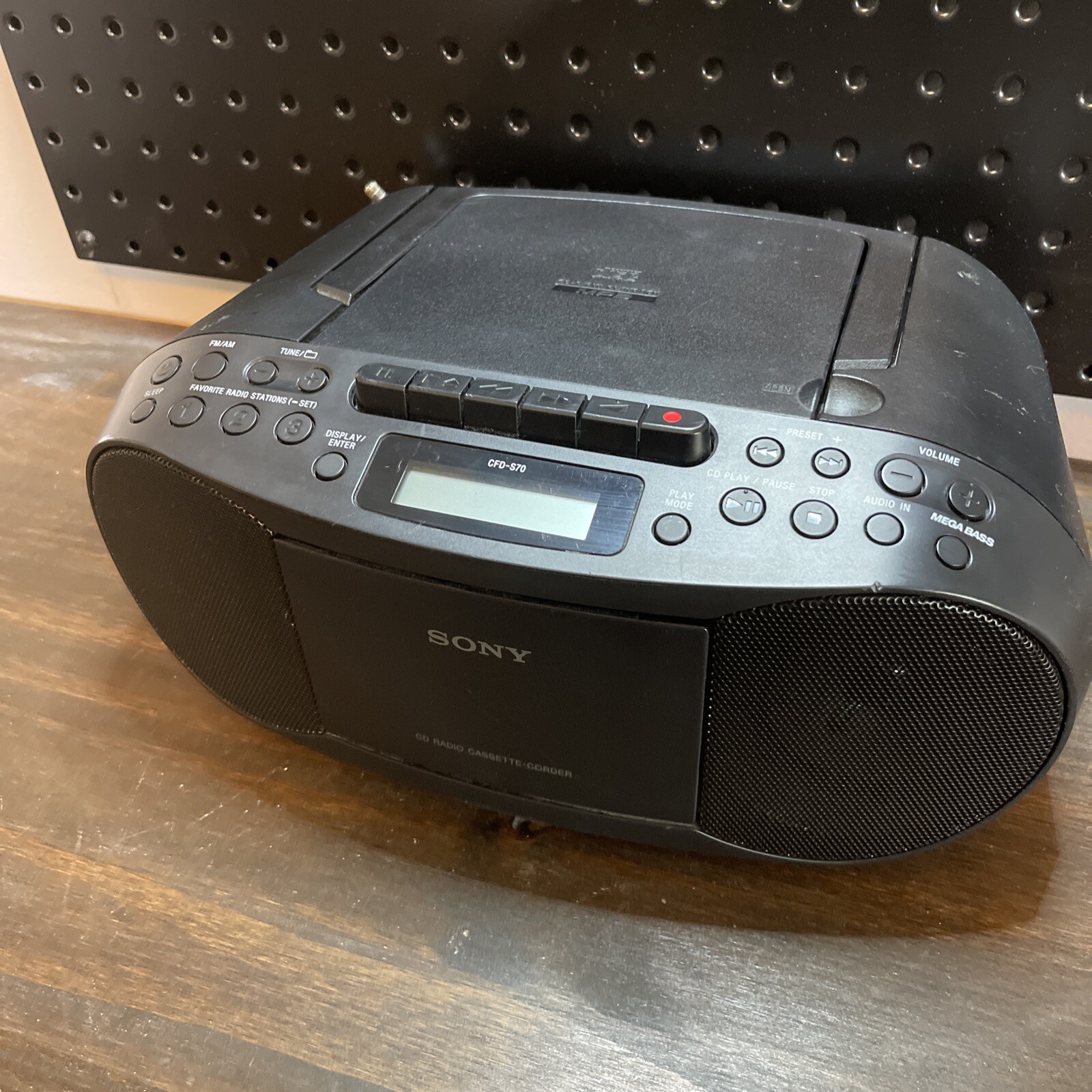 Sony CFD-S70 Boombox CD Player Radio Stereo Cassette Recorder - For Parts -READ
