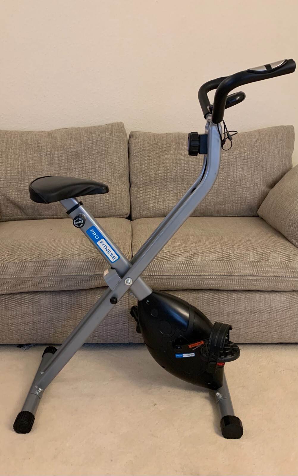 PRO FITNESS EXERCISE BIKE1.6kg FLYWHEELFOLDING XBIKE