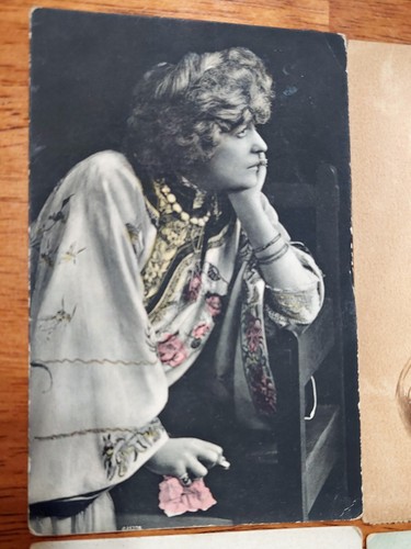 Lot 6 Antique Victorian FASHION Postcards Billie Burke LESLIE CARTER Nouveau - Picture 2 of 12