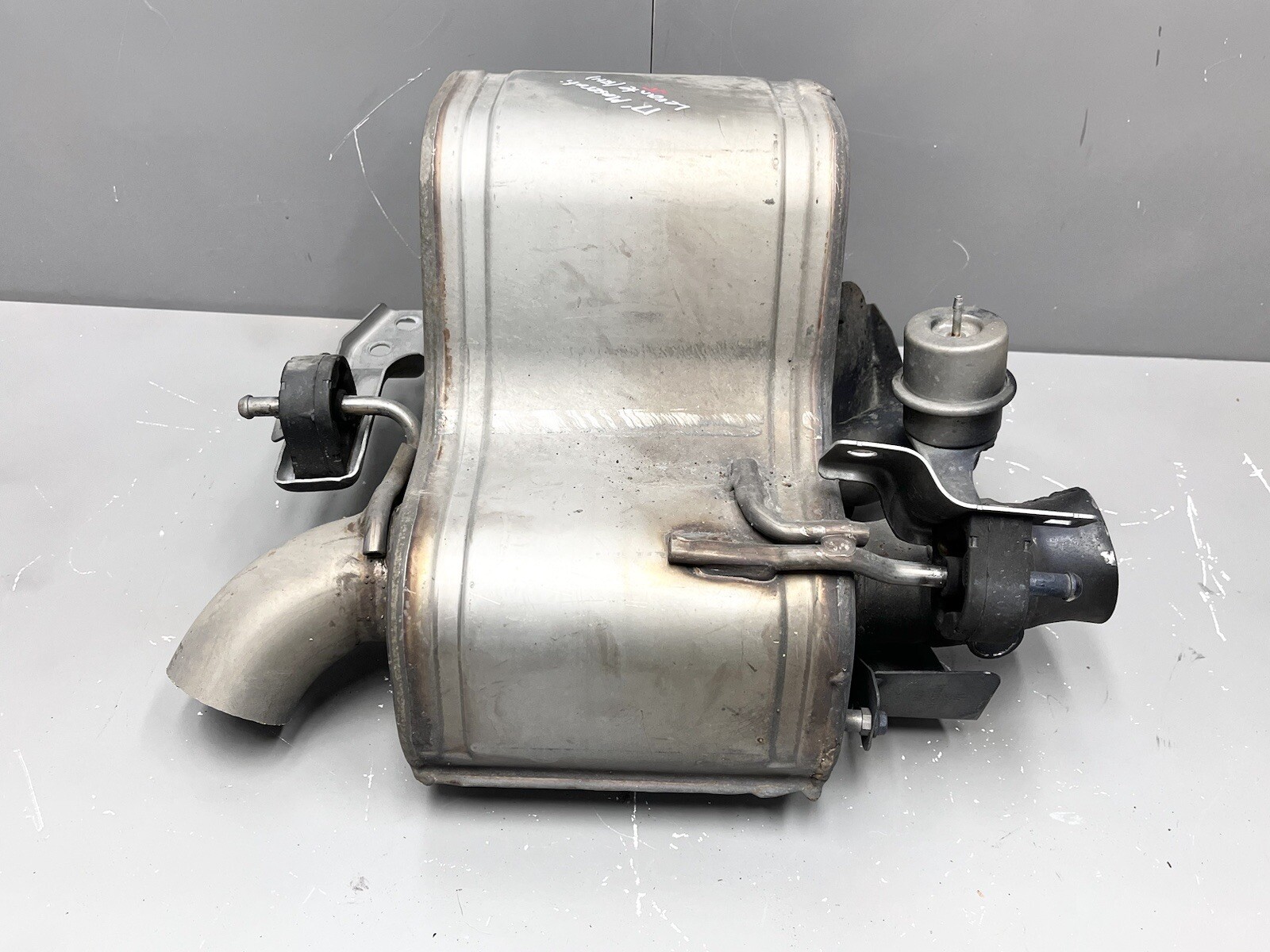 ⭐️2017-2020 MASERATI LEVANTE 3.0L EXHAUST SYSTEM REAR RIGHT MUFFLER OEM -CUT