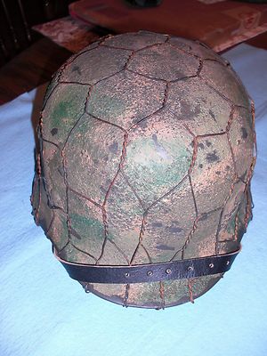 German WWII M35 Helmet - Custom Camo & Wire - Reproduction ET68 size 60cm liner