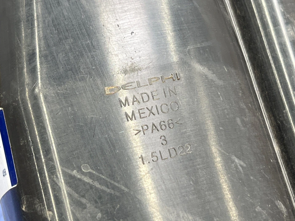 18-22 GMC Terrain Fuel Vapor Charcoal Canister Assembly Genuine OEM 8440786 - Image 4 of 4