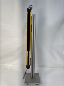 OMRON F3SG-4RA0510-30-L LIGHT SAFETY CURTAIN BEAM SENSOR Type 4 w/ FLOOR STAND