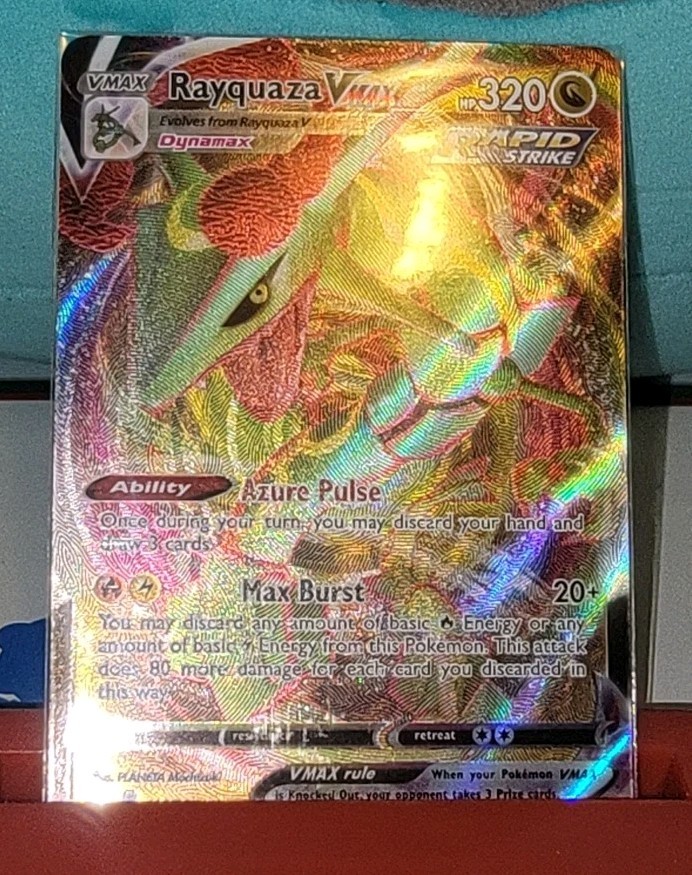 Pokemon 2021 Rayquaza VMAX 111/203 Swsh07: Evolving Skies Holo NM