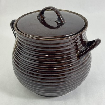 Crate and Barrel Brunswick Gerippt Zwei Griff Braune Bohnen Topf