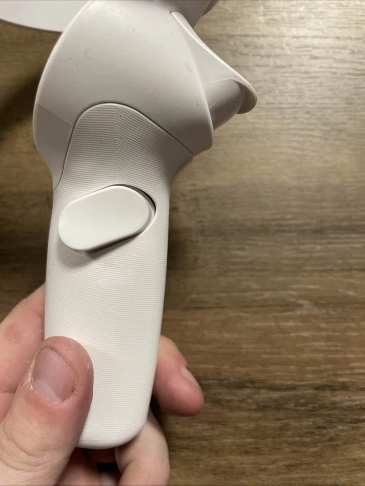 Pico Neo 3 VR Headset Left Controller W27-DC17 Untested - Image 4 of 4