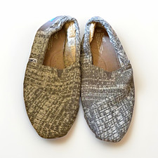 TOMS Women  s Gray Knit Faux Fur Lined Slip-On Slippers EVA Sole US 9