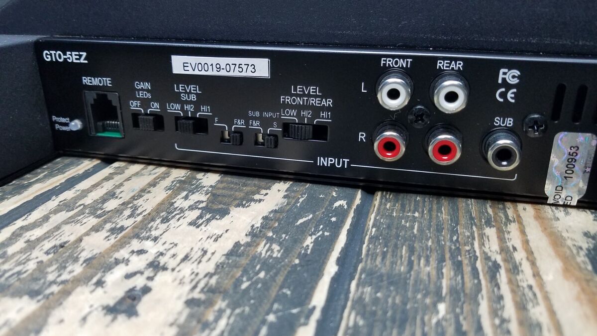 JBL GTO-5EZ High-Performance 5-Channel Amplifier 50W RMS x 4 JBL GTO-5EZ High-Performance 5-Channel Amplifier 50W RMS x 4