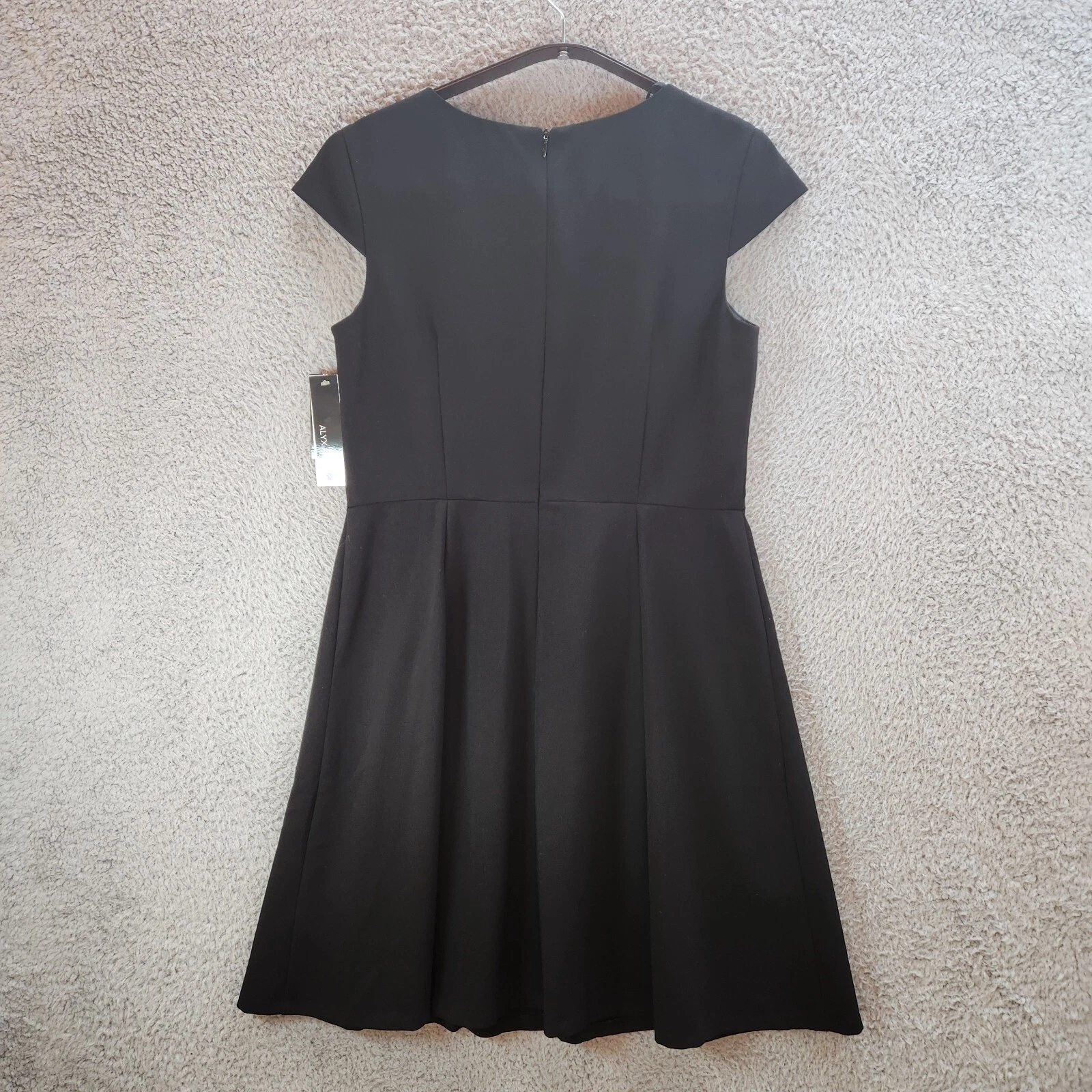 Abito Alyx Fit & Flare 10 Petite Nero Rayon Elasticizzato Cappuccio Manica Classico Schiena Zip