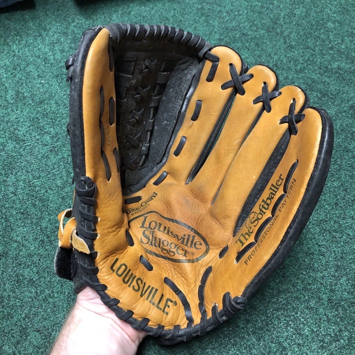 13.5 inch sales baseball glove