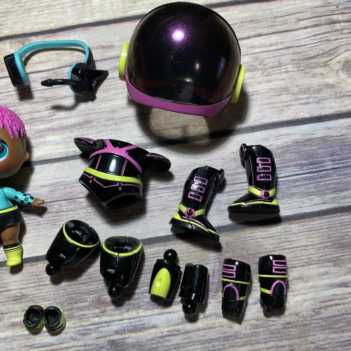 Lol 2025 dolls helmet