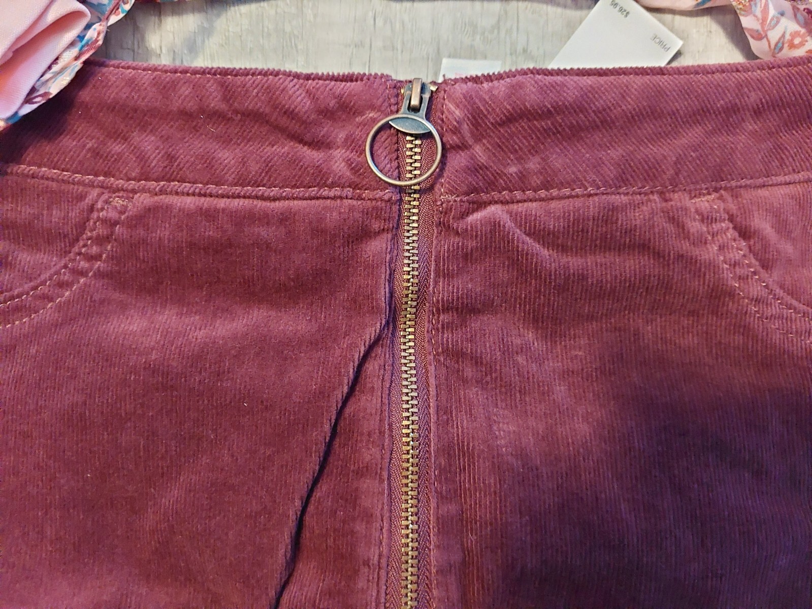 Picture 4 of 5