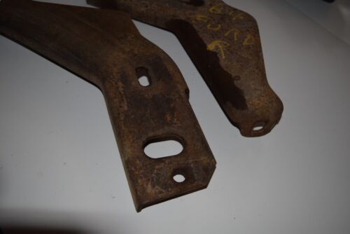 1963-1964 OEM FORD GALAXIE LEFT & RIGHT SIDE FRONT BUMPER BRACKETS - Foto 13 di 14