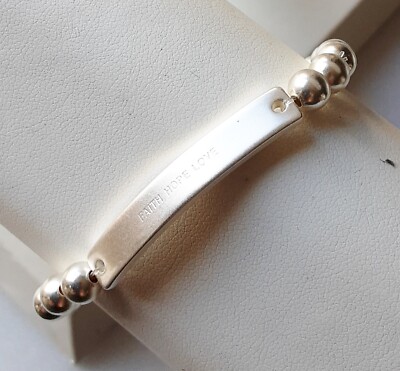 Bracelet Extensible En Acier Inoxydable Avec Perle Et Plaque "Faith To Love" - Bud To Rose