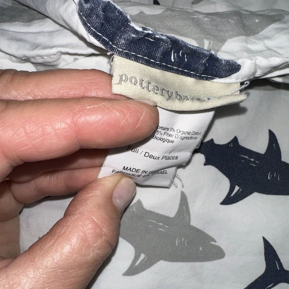 Lençol de tubarão Pottery Barn Kids tamanho completo apenas plano, cor azul e cinza em excelente estado usado - Imagem 2 de 4
