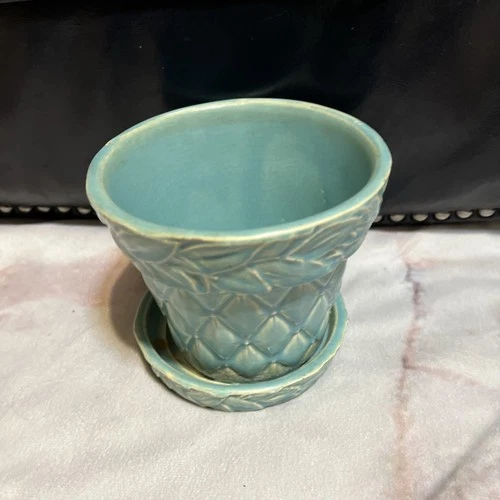 Vintage McCoy Flower Pot Turquoise Aqua Quilted Leaf Pattern 1940s Planter MCM