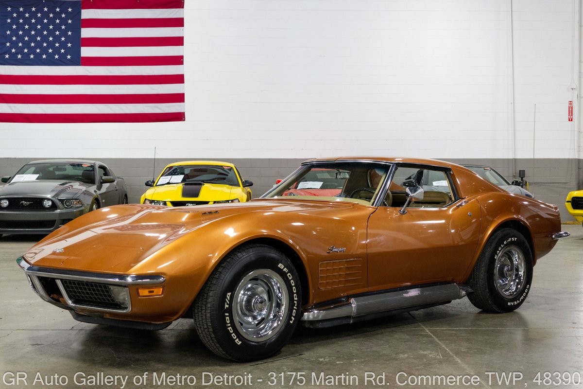 1970 Carmel Bronze Poly Chevrolet Corvette   | C3 Corvette Photo 3