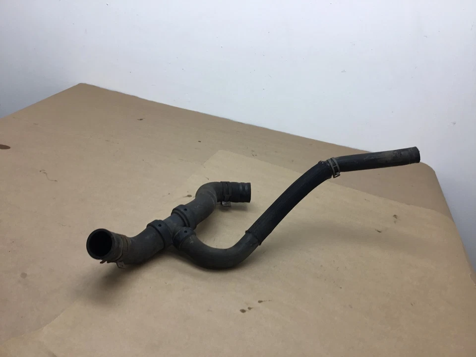 Труба шланга водяного радиатора охлаждающей жидкости Ford Mustang 2005 - 2009 :O - Изображение 4 из 4