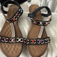 Pavers Bellissimo Women’s Sandals Size 7 Black with Jewels