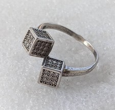Vintage ring sterling silver 925 Size 7 Weight 2.92 g.