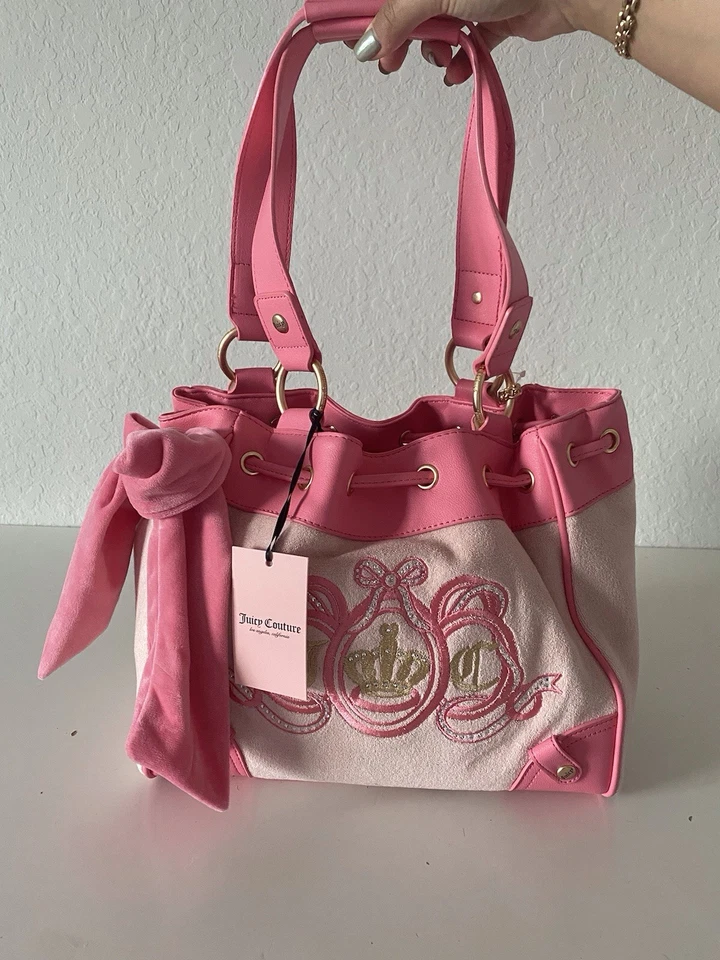 Bolso de Mano Juicy Couture Lovers Club Daydreamer Rosa Diamante Rosa Terry Charm NUEVO Foto 2 de 4