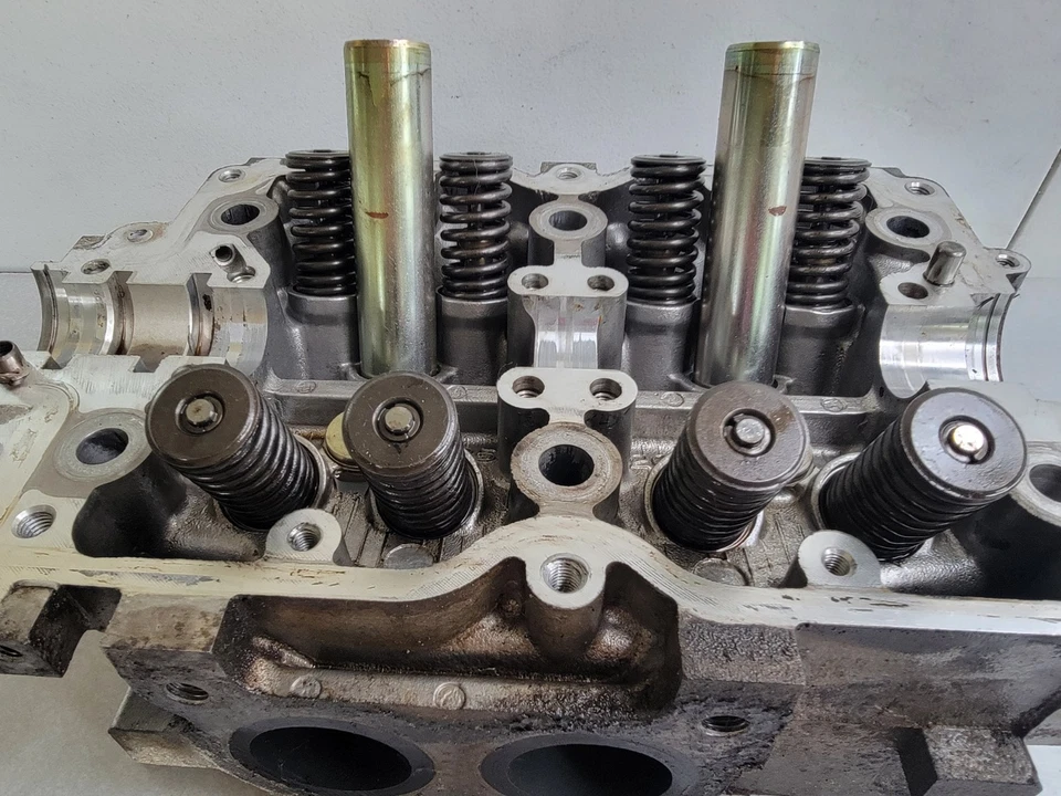 99-01 Subaru Outback Legacy 2.5 SOHC culata admisión izquierda escape OEM Foto 3 de 4