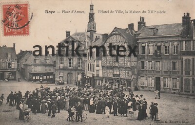 Carte Postale Ancienne Roye (80) - Place D'Armes Et Clocher St Pierre - Début 1900