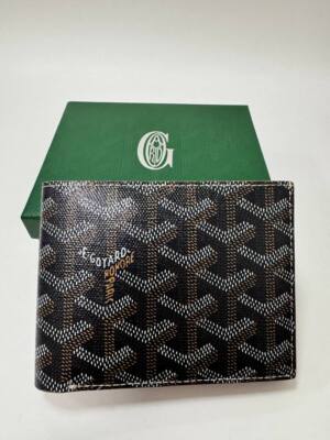 Goyard Victoire Wallet 財布　二つ折り PhotoRoom_019_20230531_153326_