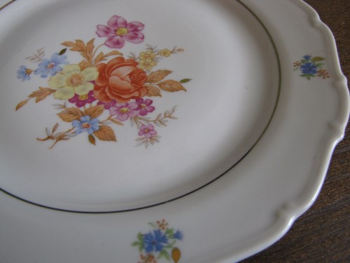 Vintage USSR DZ Dulevo porcelain collector plate 9 inches - Picture 12 of 13