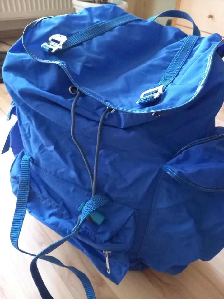 klassischer Wanderrucksack, blau, einwandfrei, selten benutzt!