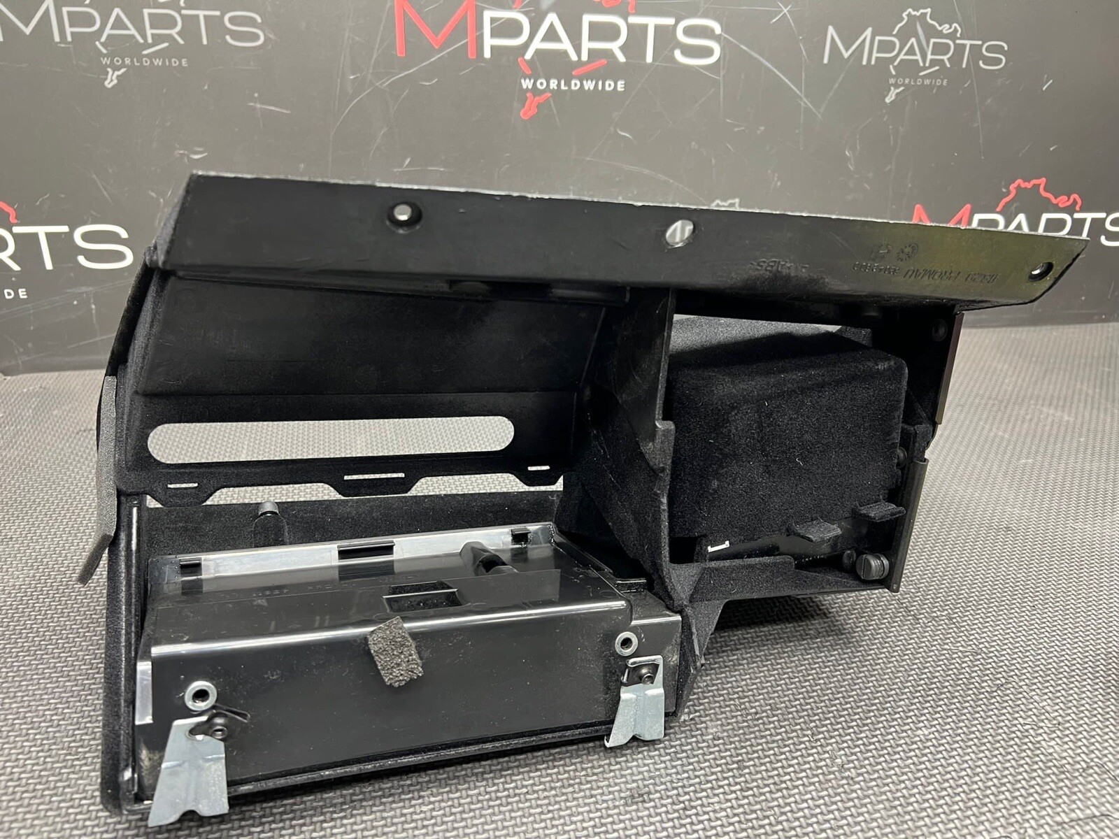 10-15 Ferrari 458 Glove Box Housing 82042800