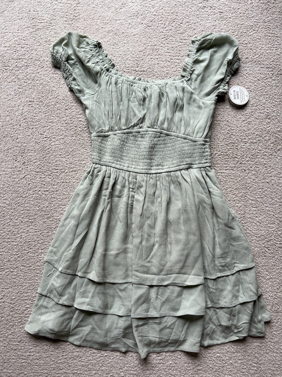 Hollister Saidie On Off Shoulder Tiered Sundress Dress Skort Sage Green Ruffle M Hollister Saidie On Off Shoulder Tiered Sundress Dress Skort Sage Green Ruffle M