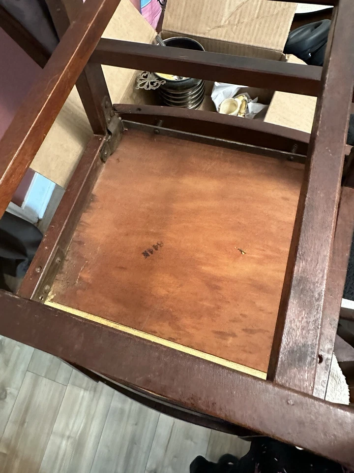 Silla Plegable Antigua - Asiento y Respaldo Acolchado Foto 4 de 4