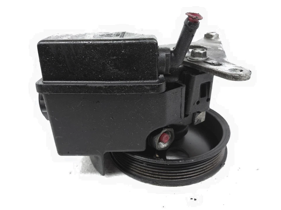 Насос гидроусилителя руля со шкивом 1992-1997 Volvo 960 6819751 - Изображение 3 из 4